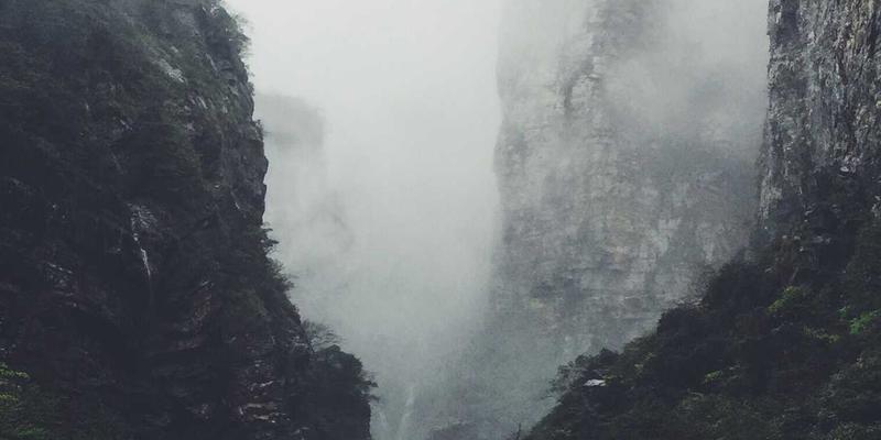 网络技术40时代：移动应用开发如何借力专业YBPKZL技术咨询实现突破